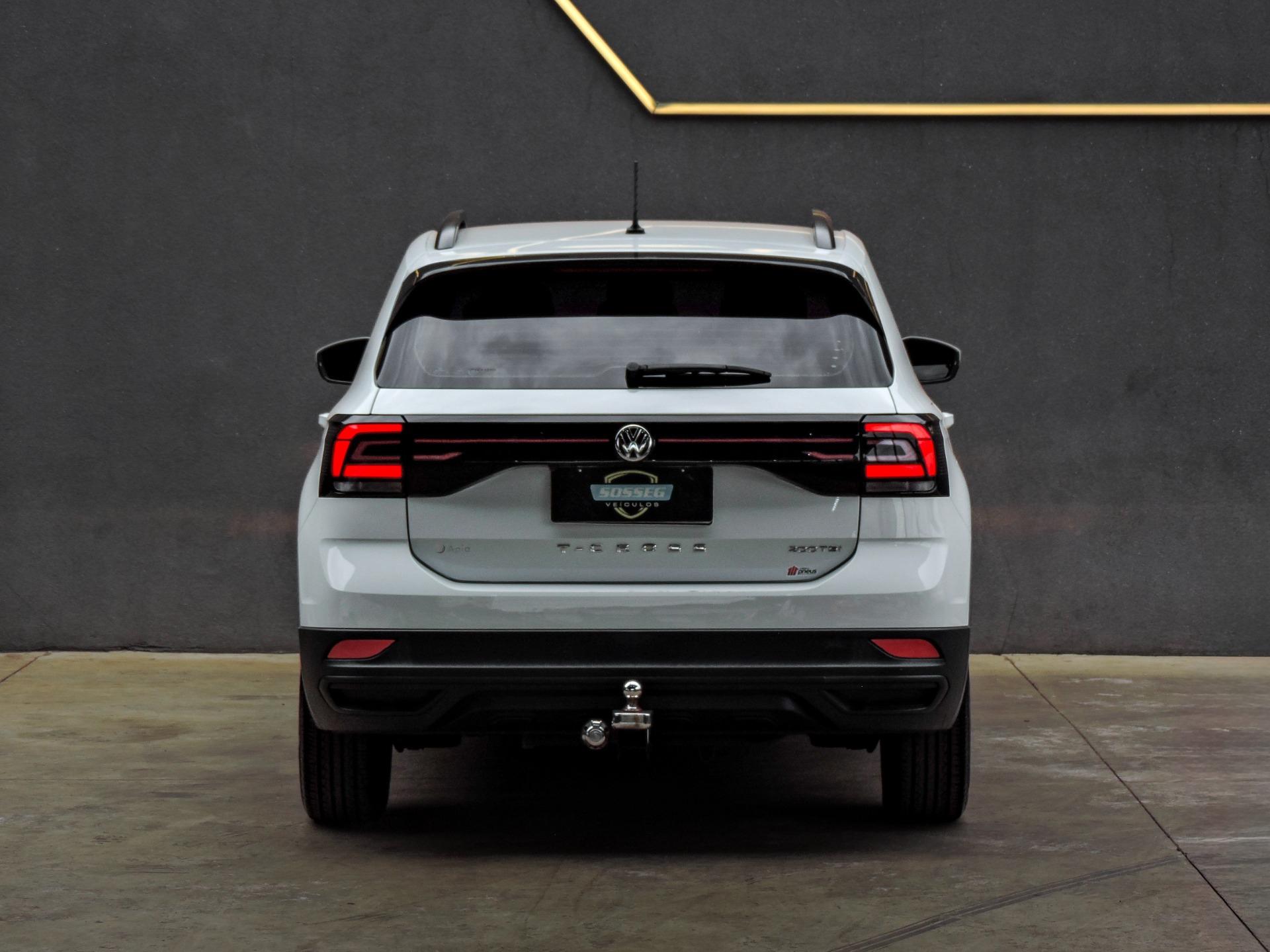 VOLKSWAGEN T-Cross - Foto