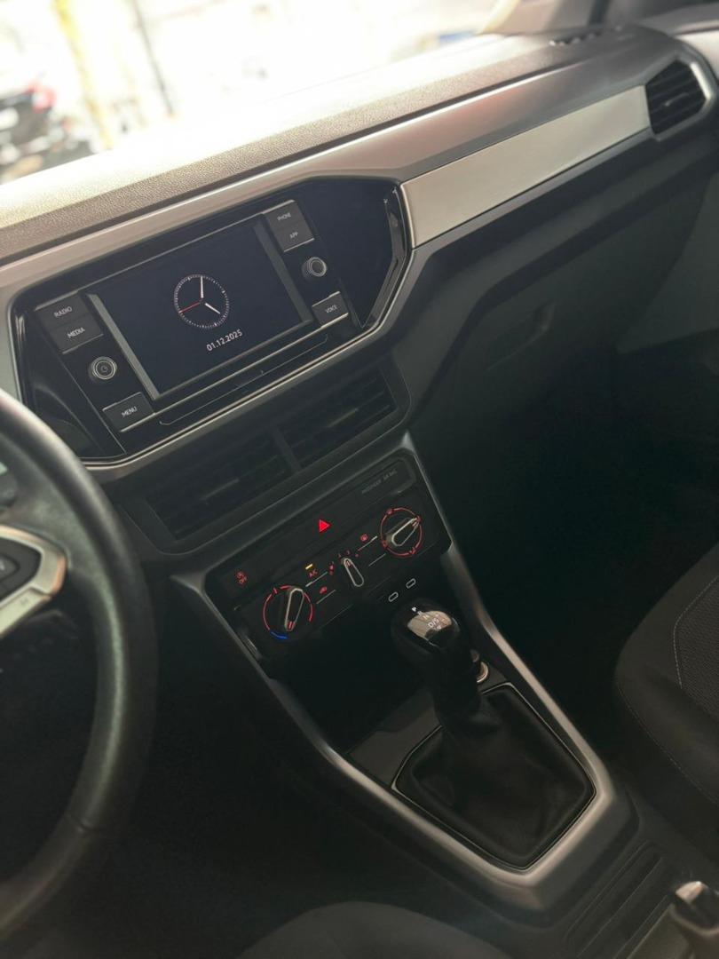 VOLKSWAGEN T-Cross - Foto