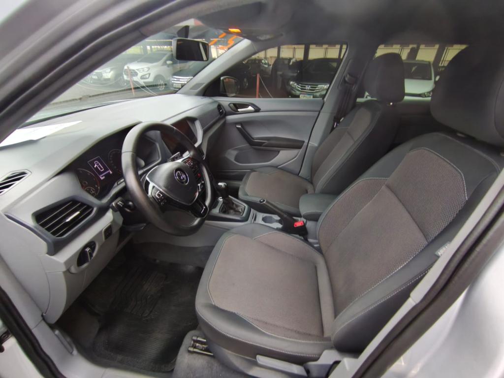 VOLKSWAGEN T-Cross - Foto