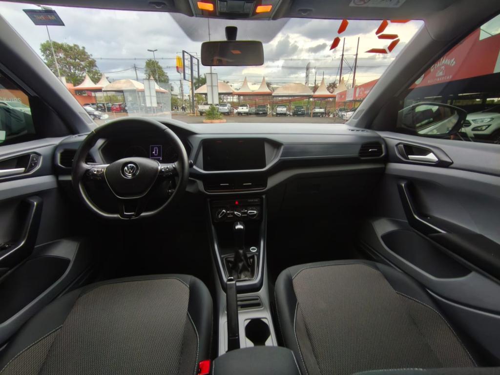 VOLKSWAGEN T-Cross - Foto