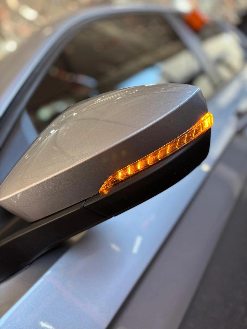 VOLKSWAGEN T-Cross - Foto