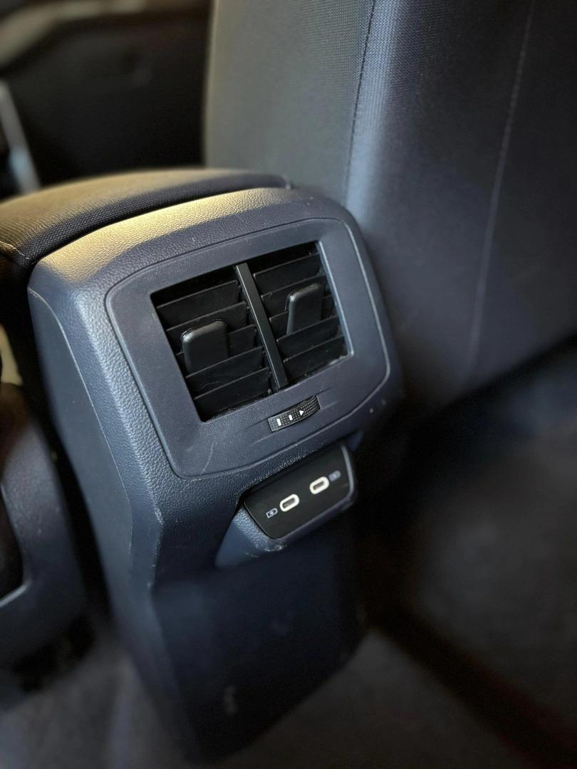 VOLKSWAGEN T-Cross - Foto