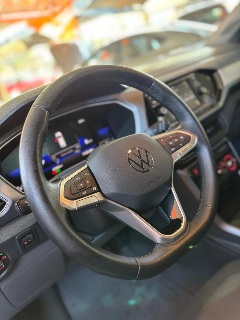 VOLKSWAGEN T-Cross - Foto