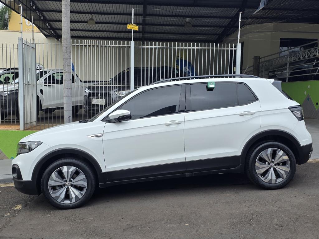 VOLKSWAGEN T-Cross - Foto