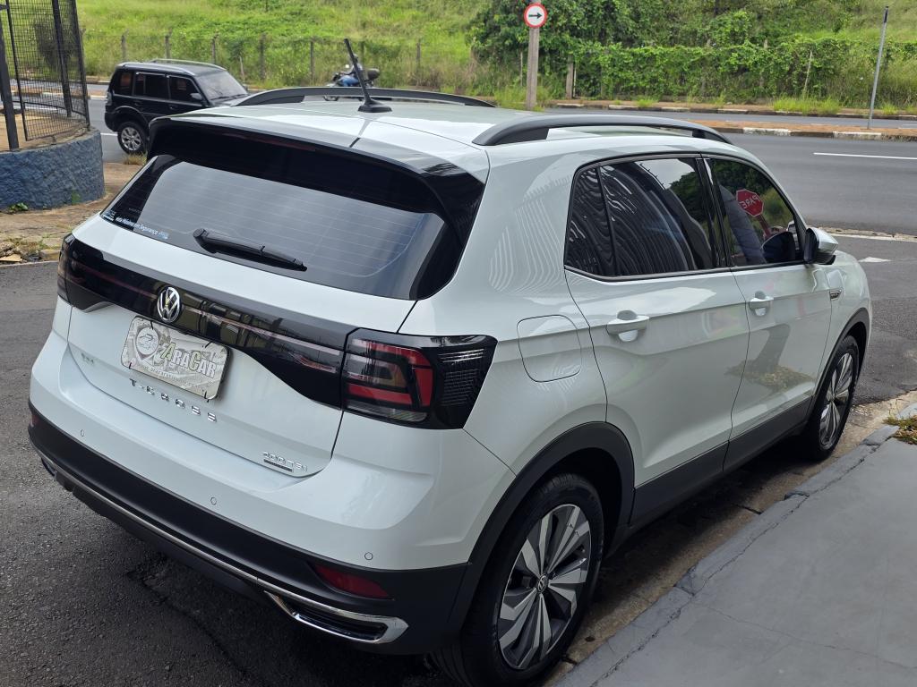 VOLKSWAGEN T-Cross - Foto