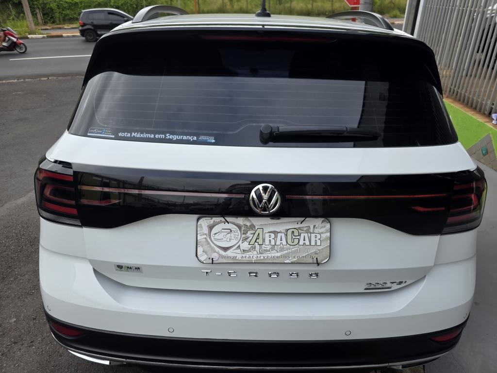 VOLKSWAGEN T-Cross - Foto