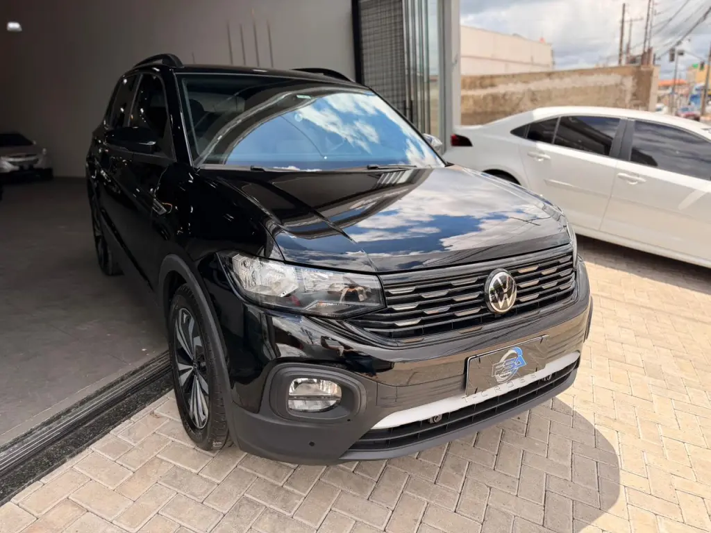 VOLKSWAGEN T-Cross - Foto