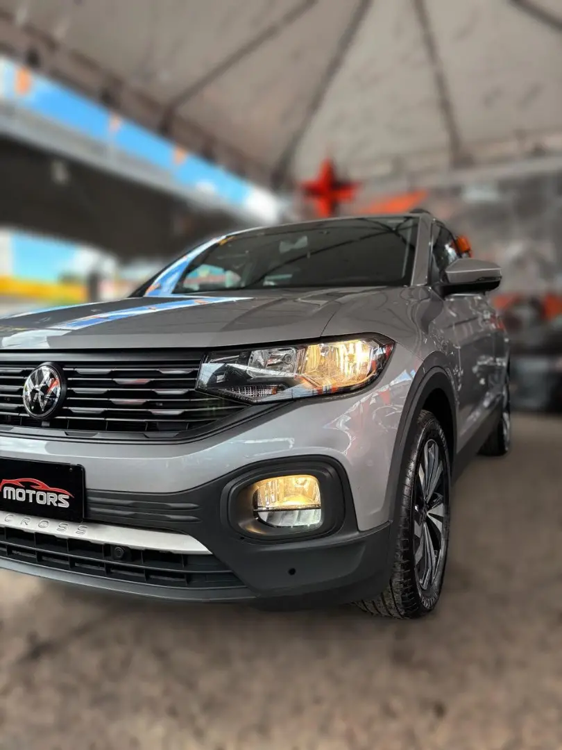 VOLKSWAGEN T-Cross - Foto