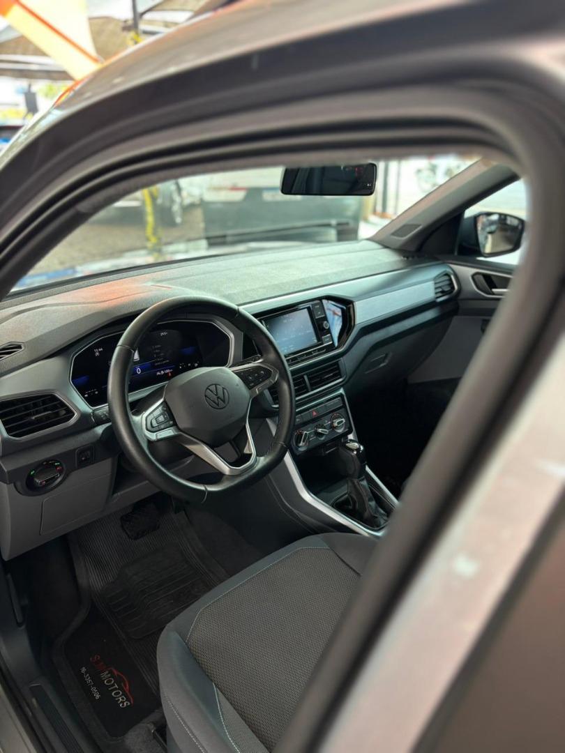 VOLKSWAGEN T-Cross - Foto