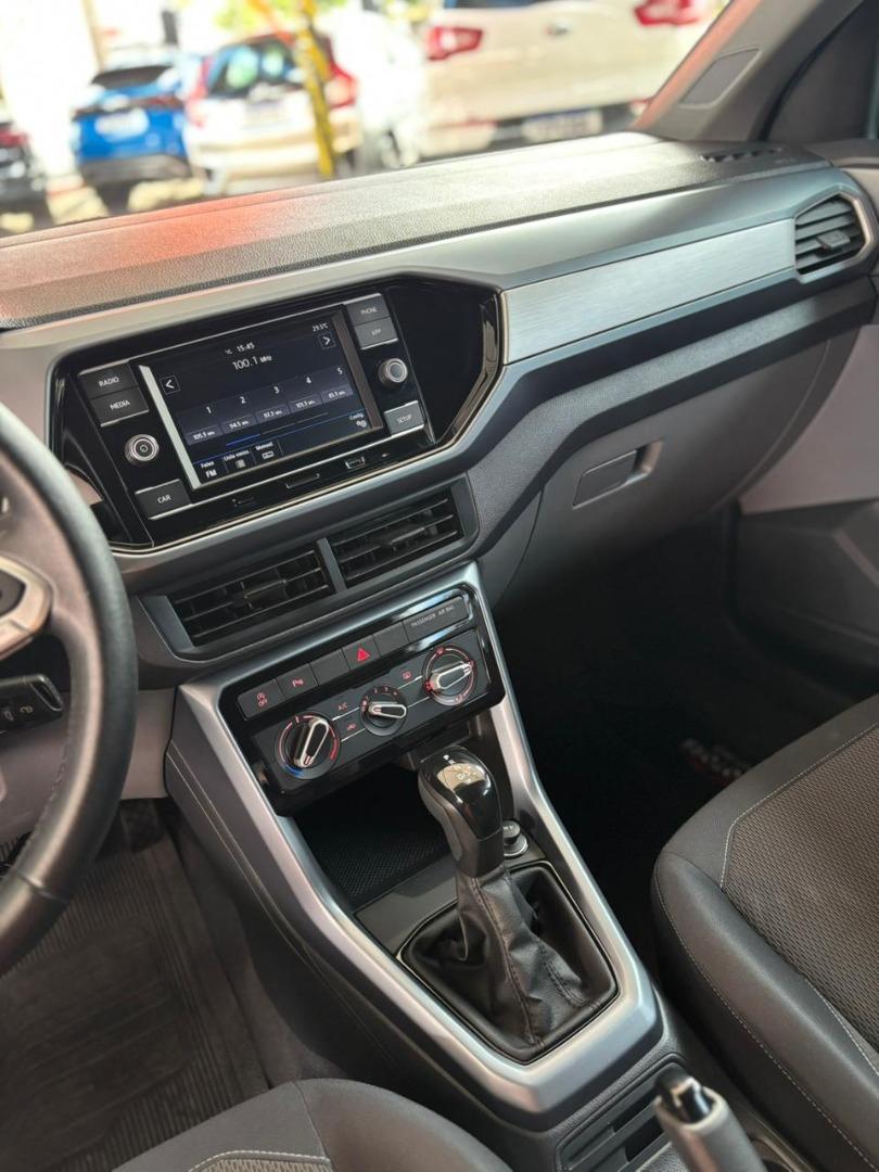 VOLKSWAGEN T-Cross - Foto