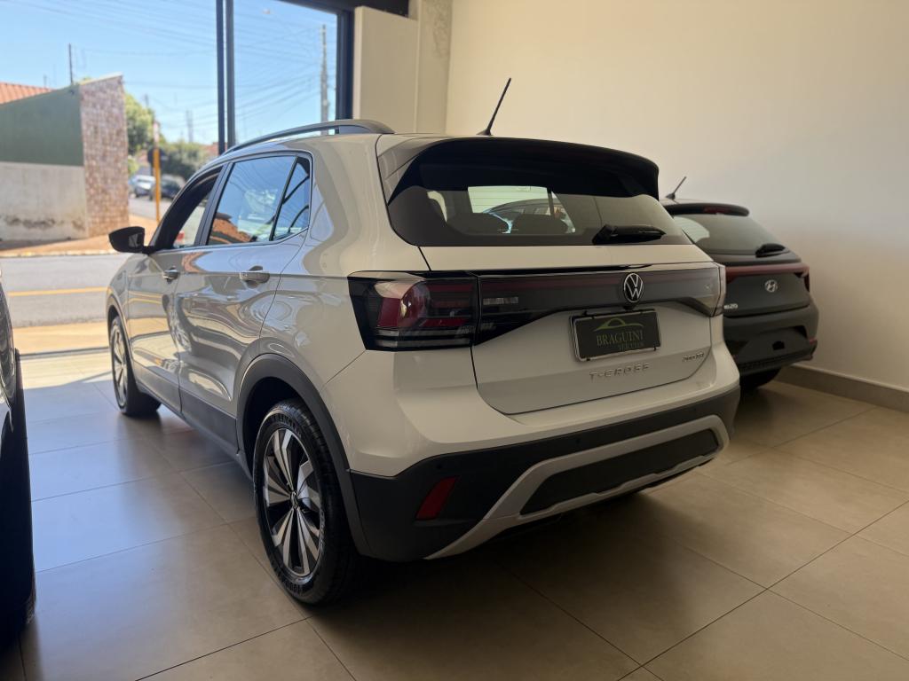 VOLKSWAGEN T-Cross - Foto