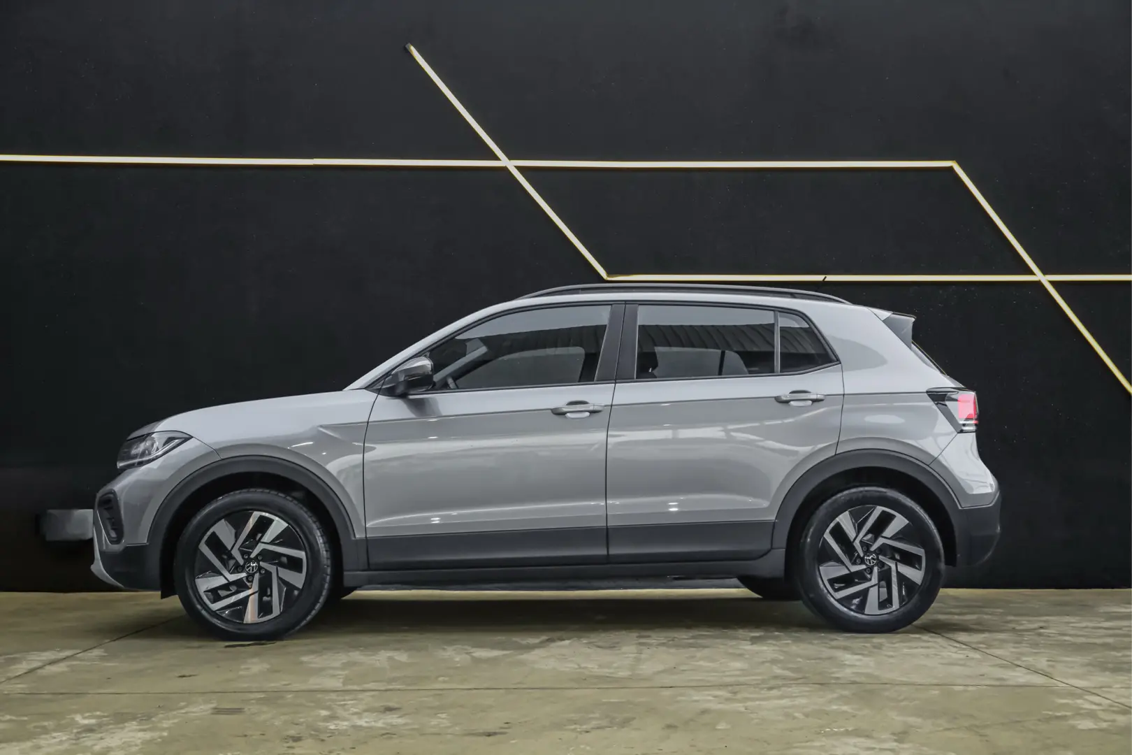 VOLKSWAGEN T-Cross - Foto