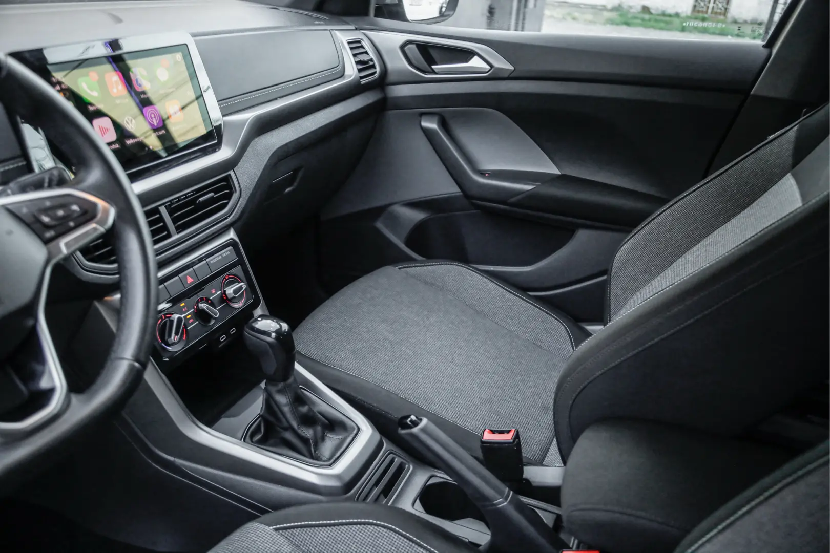 VOLKSWAGEN T-Cross - Foto
