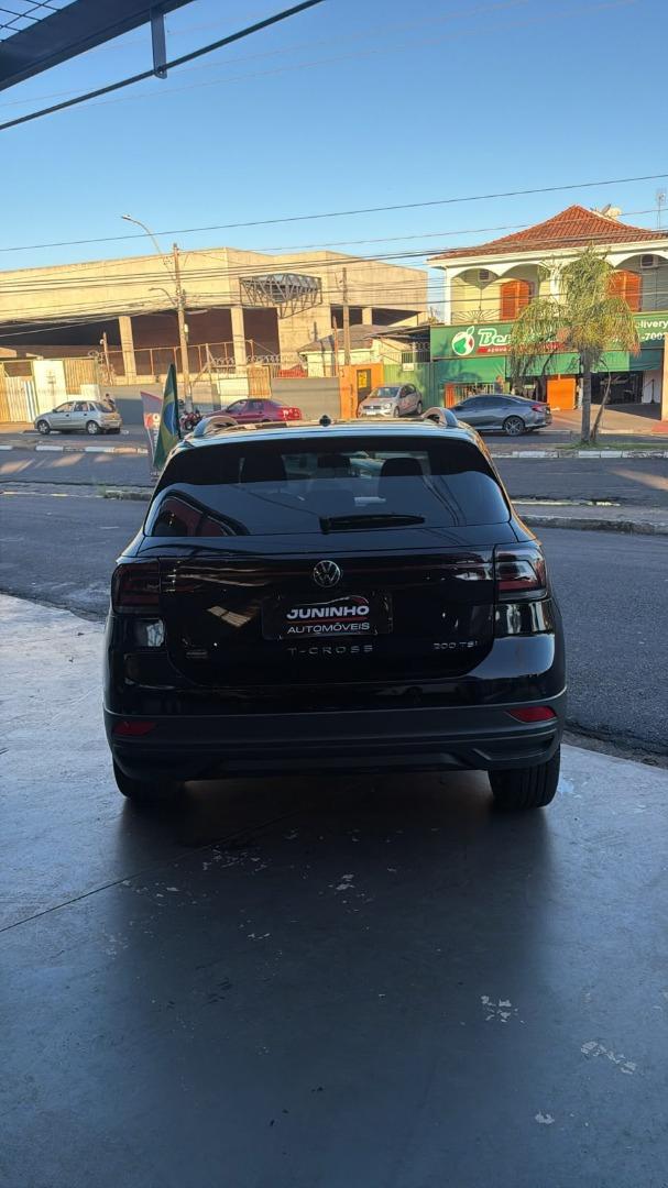 VOLKSWAGEN T-Cross - Foto