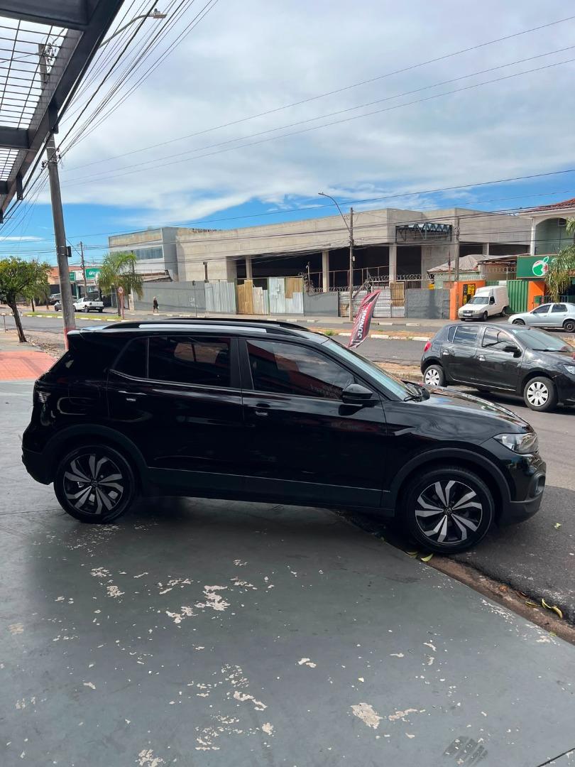 VOLKSWAGEN T-Cross - Foto