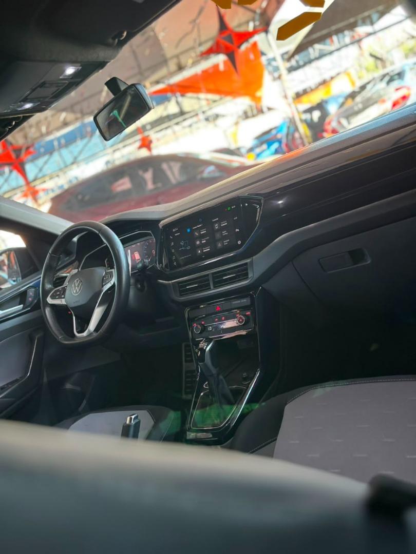 VOLKSWAGEN T-Cross - Foto