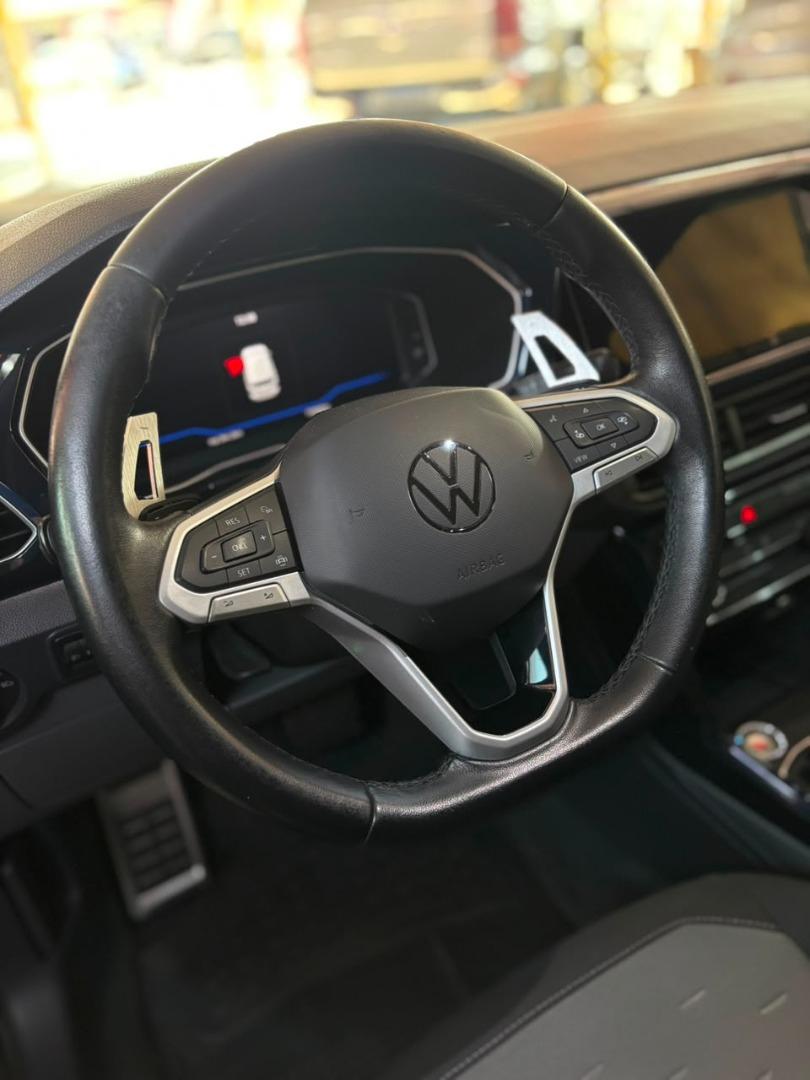 VOLKSWAGEN T-Cross - Foto