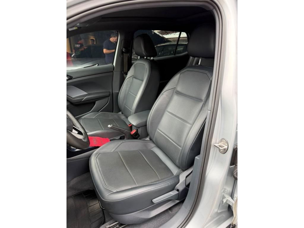 VOLKSWAGEN T-Cross - Foto