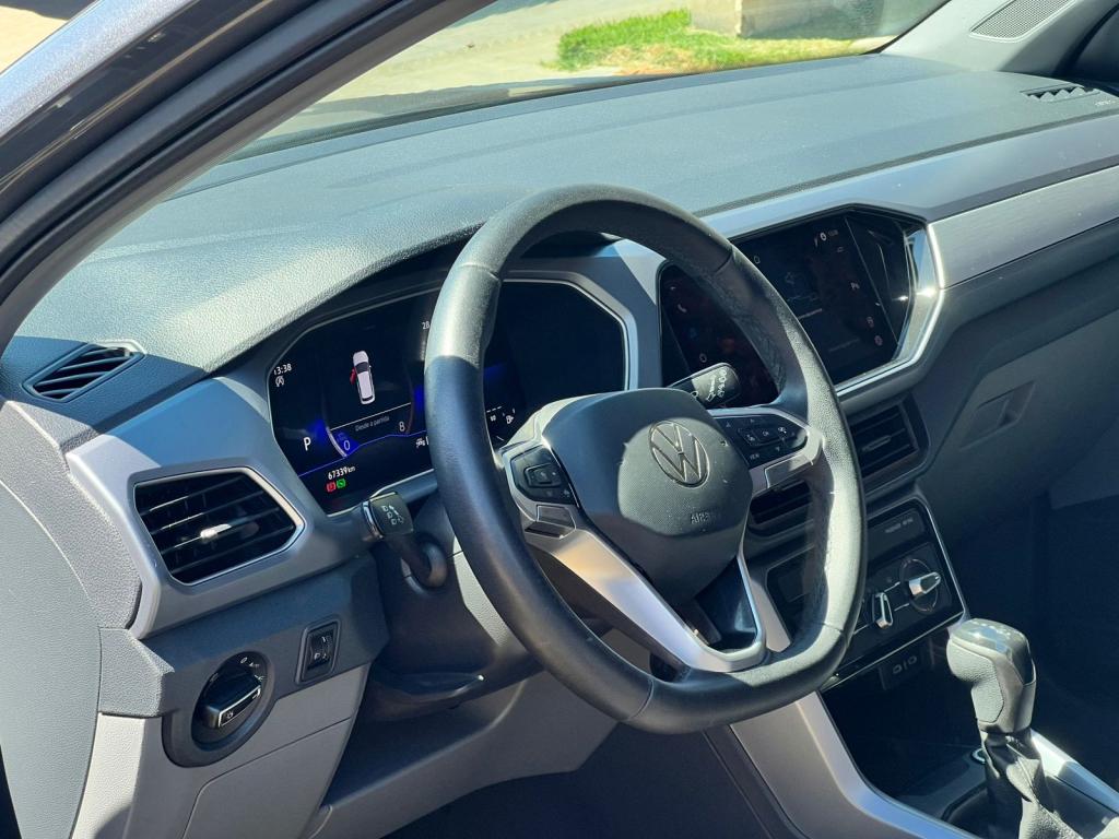 VOLKSWAGEN T-Cross - Foto