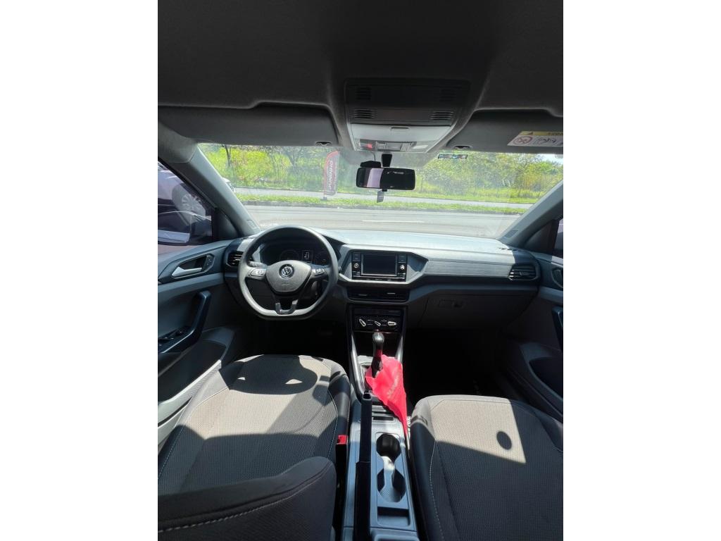 VOLKSWAGEN T-Cross - Foto
