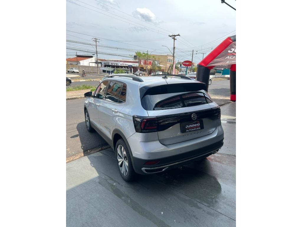 VOLKSWAGEN T-Cross - Foto