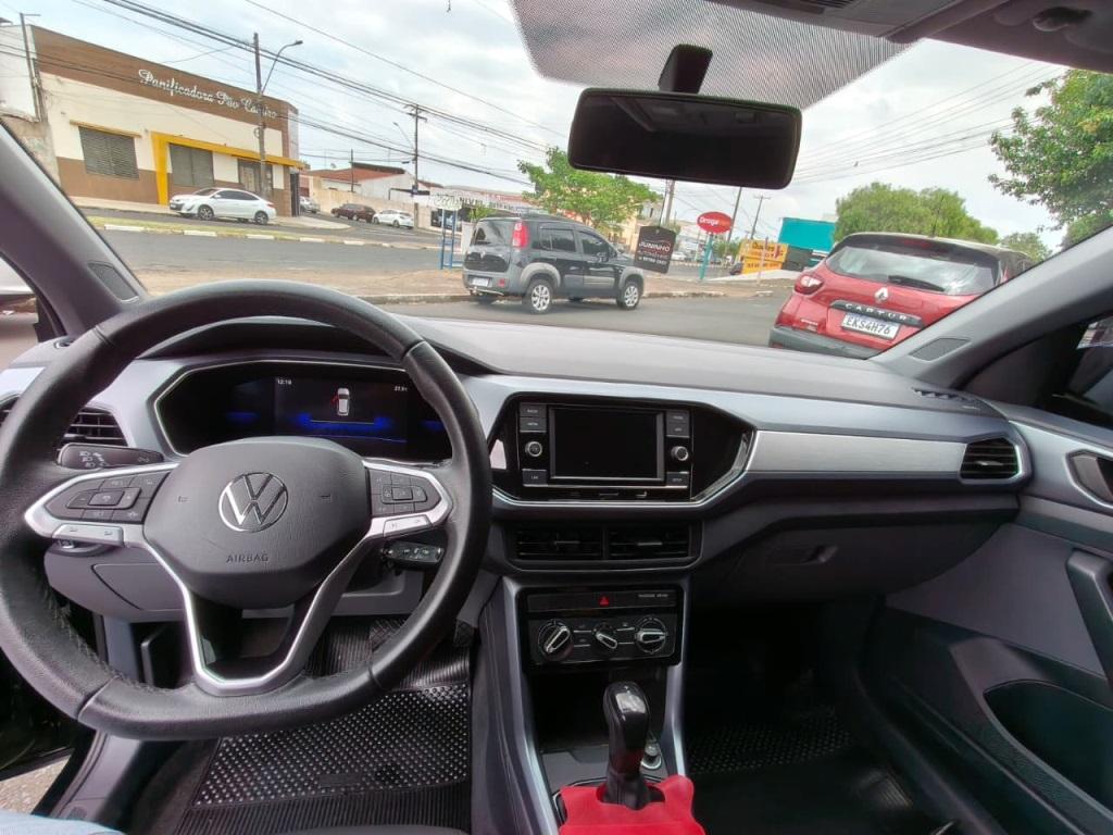 VOLKSWAGEN T-Cross - Foto