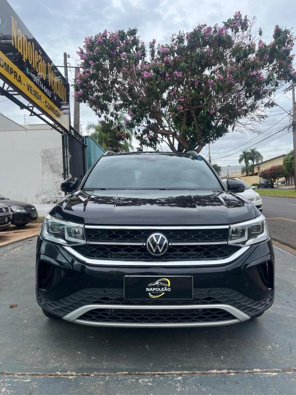 VOLKSWAGEN Taos - Foto