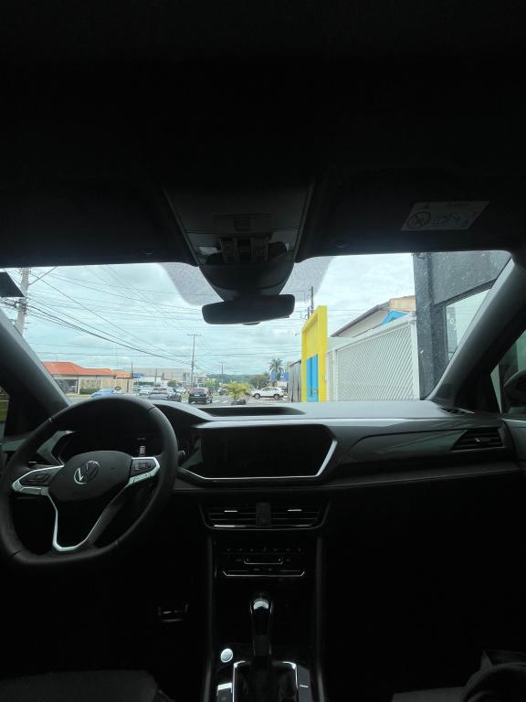 VOLKSWAGEN Taos - Foto