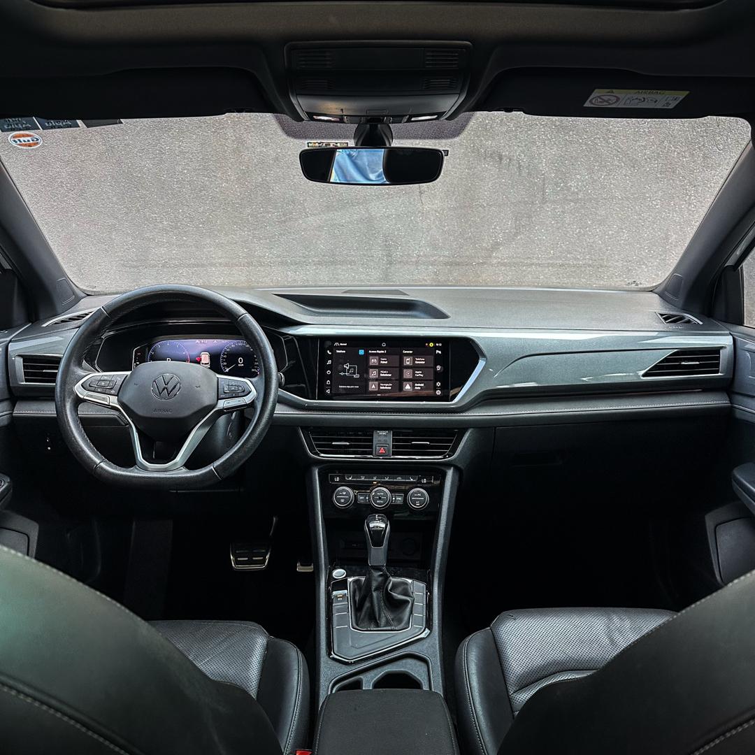 VOLKSWAGEN Taos - Foto