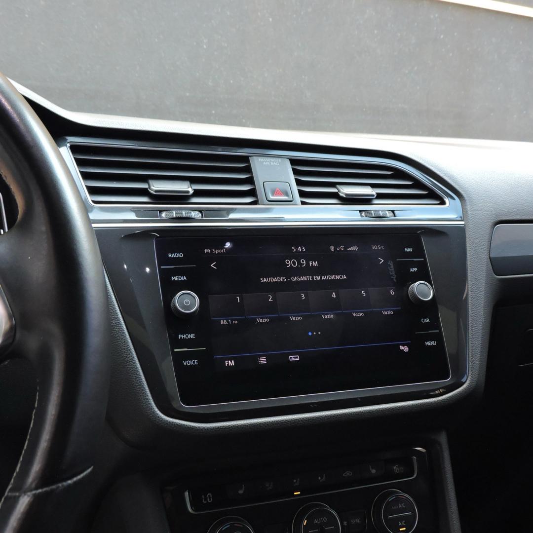 VOLKSWAGEN Tiguan - Foto