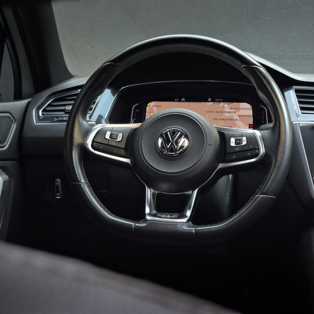 VOLKSWAGEN Tiguan - Foto