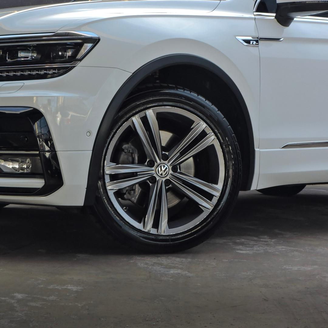 VOLKSWAGEN Tiguan - Foto