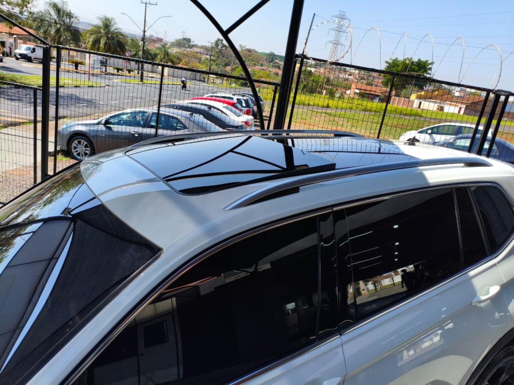 VOLKSWAGEN Tiguan - Foto