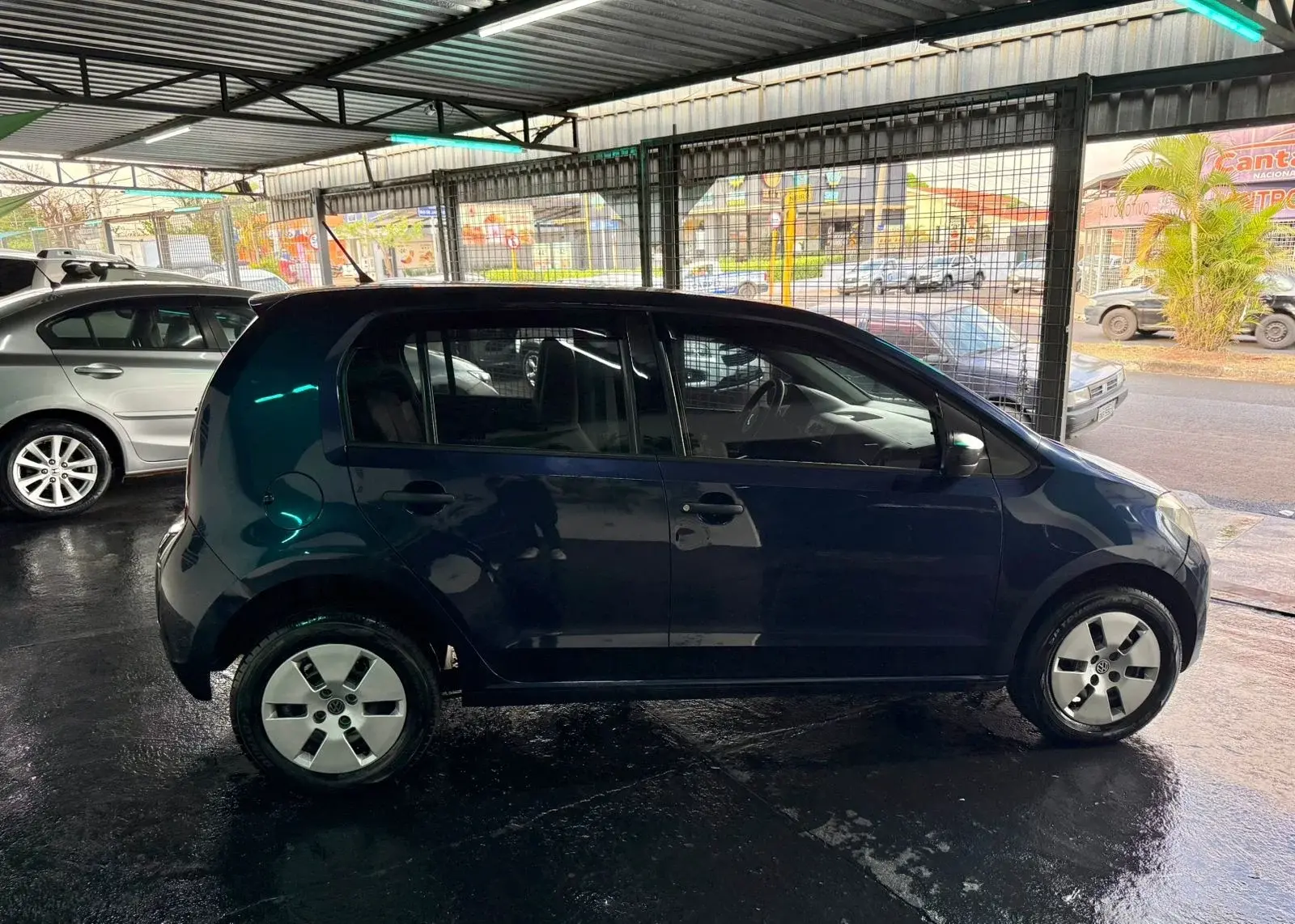 VOLKSWAGEN UP - Foto