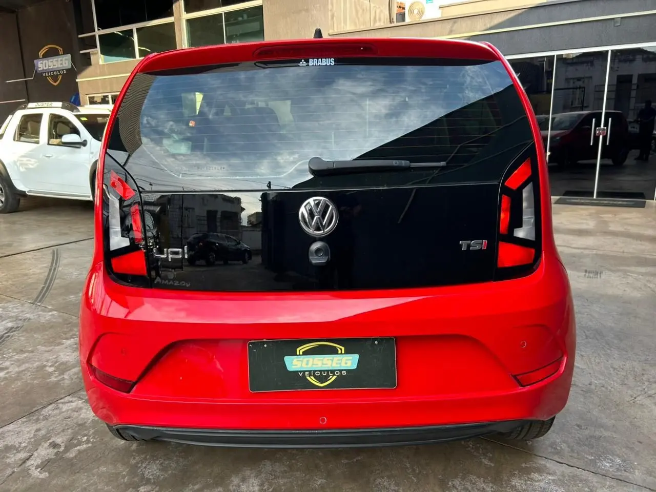 VOLKSWAGEN UP - Foto