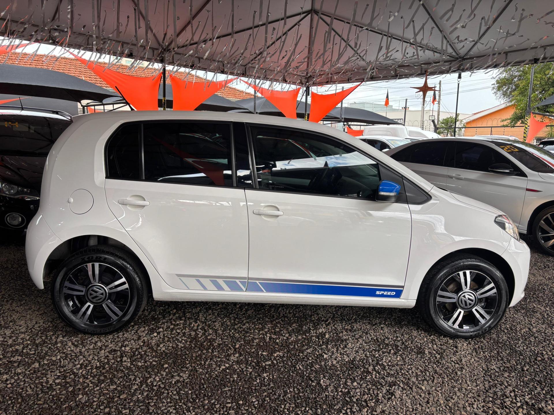 VOLKSWAGEN UP - Foto