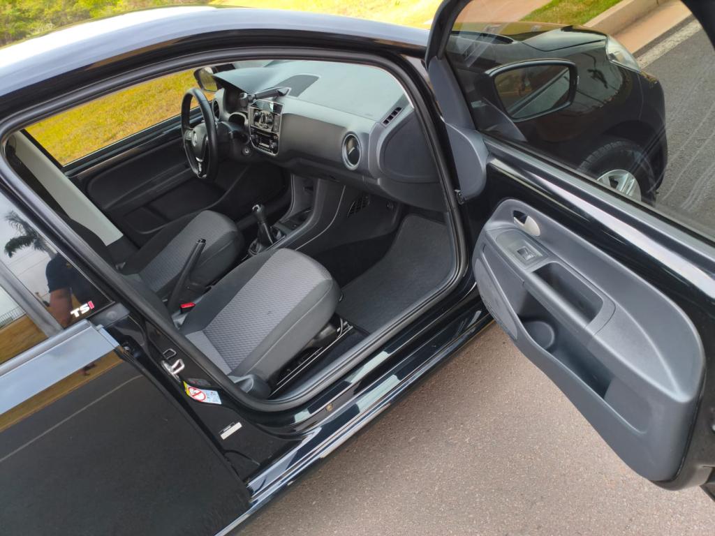 VOLKSWAGEN UP - Foto