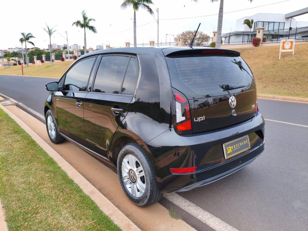 VOLKSWAGEN UP - Foto