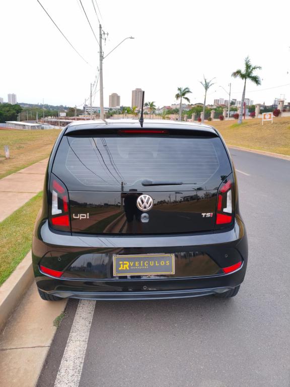 VOLKSWAGEN UP - Foto