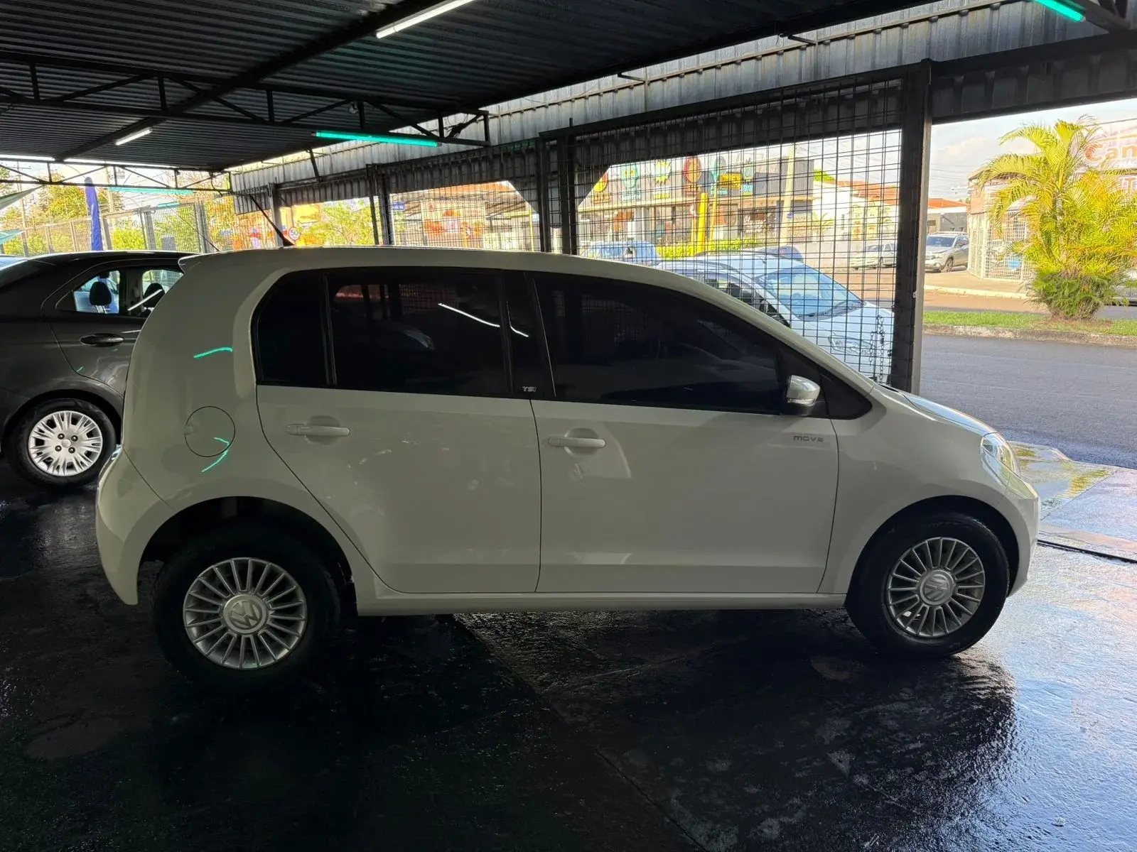 VOLKSWAGEN UP - Foto