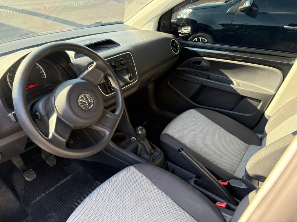 VOLKSWAGEN UP - Foto