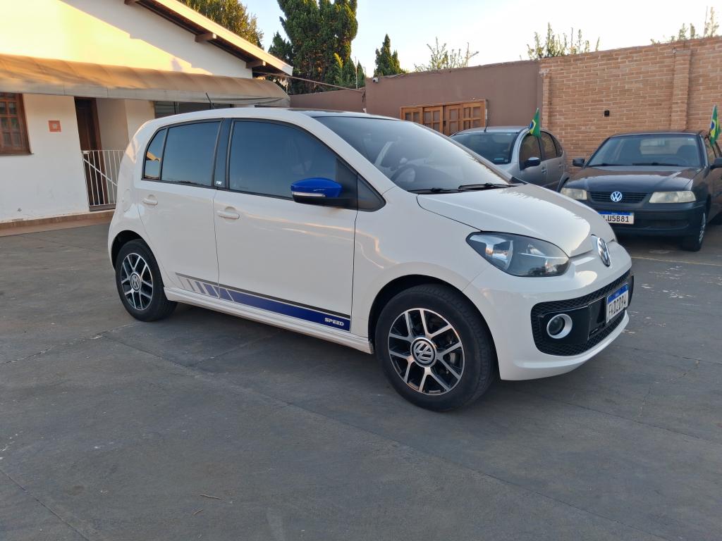 VOLKSWAGEN UP