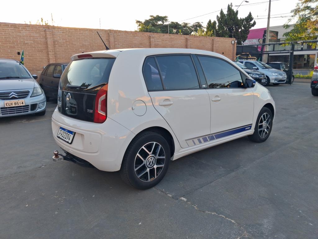 VOLKSWAGEN UP - Foto