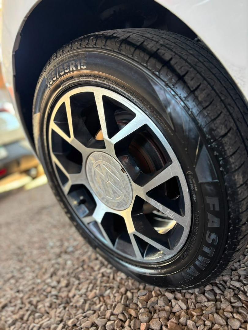 VOLKSWAGEN UP - Foto