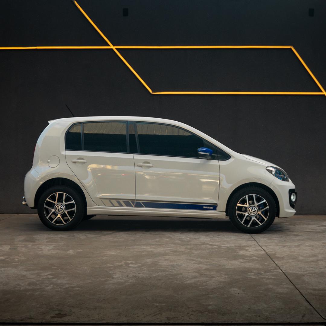 VOLKSWAGEN UP - Foto