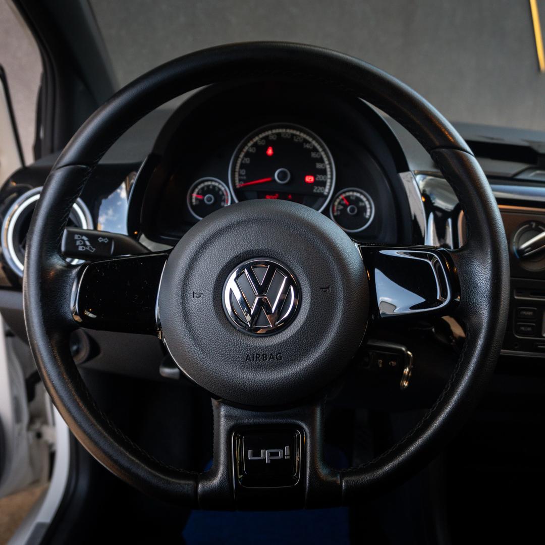VOLKSWAGEN UP - Foto