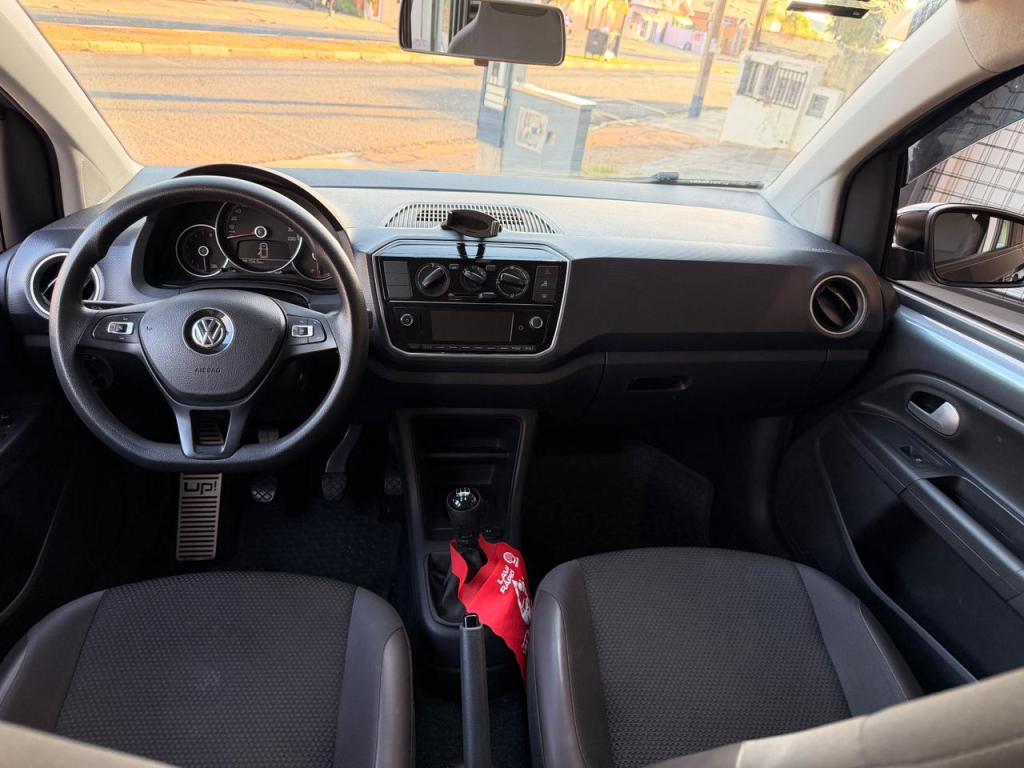 VOLKSWAGEN UP - Foto