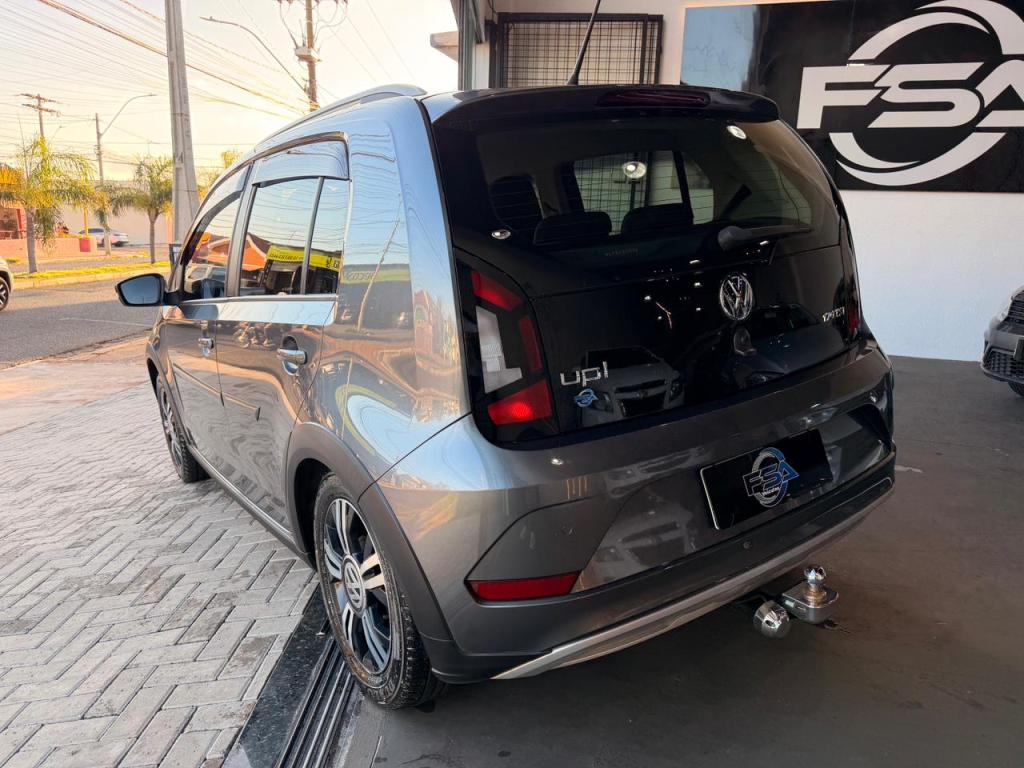 VOLKSWAGEN UP - Foto