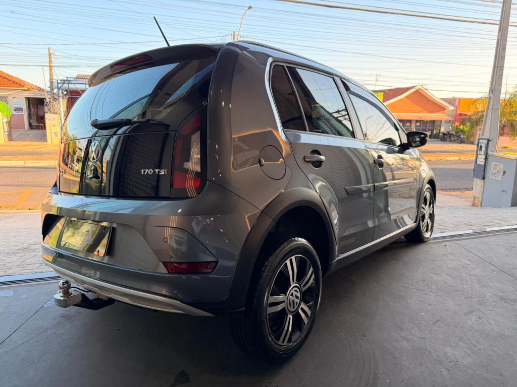 VOLKSWAGEN UP - Foto