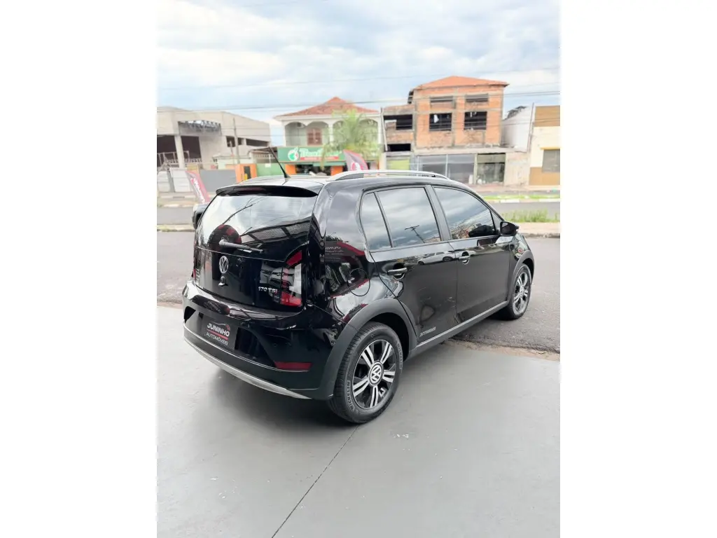 VOLKSWAGEN UP - Foto